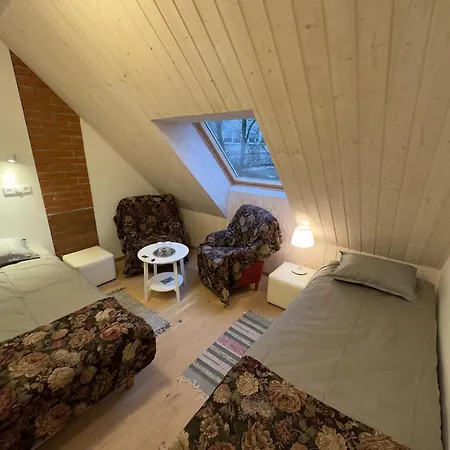 בית הארחה Harmoonikum