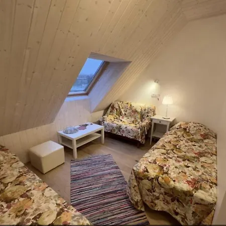 Harmoonikum Guest house *